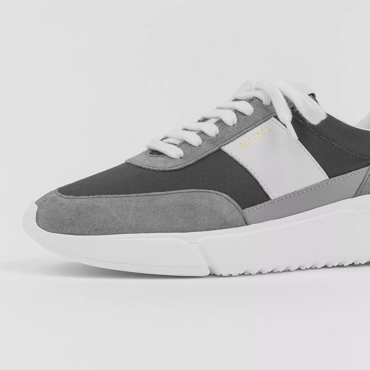 Axel Arigato - Genesis Vintage Runner in Black/Grey/White