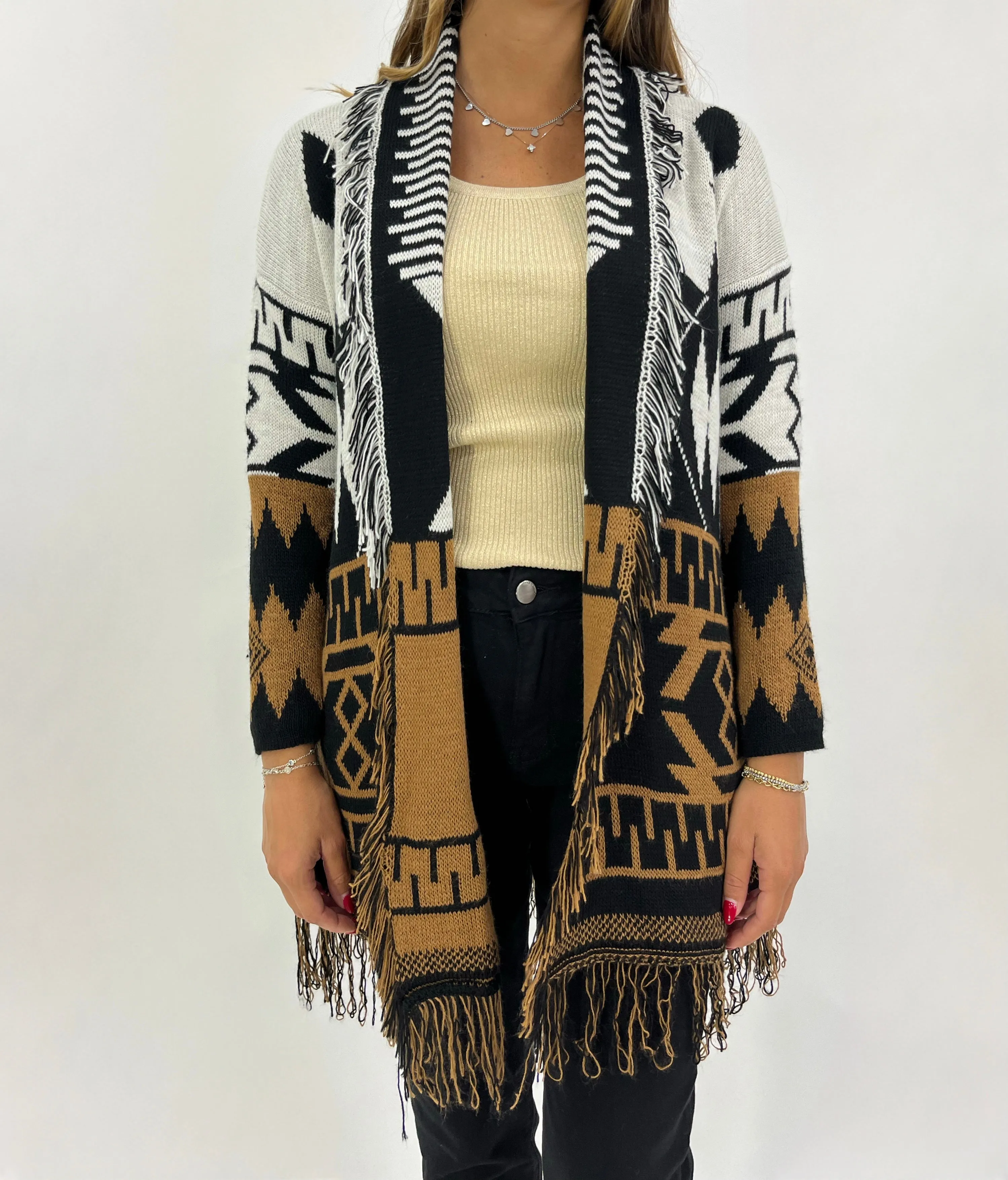 Cardigan fantasia indie con frange