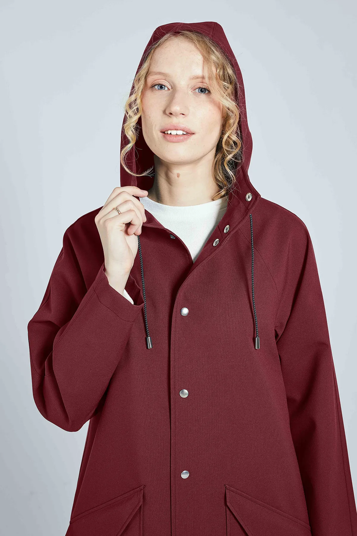 CITY RAINCOAT - BURGUNDY