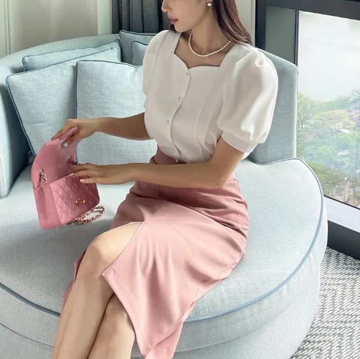 I AM MARI  |Plain Short Sleeves Office Style Puff Sleeves Formal Style