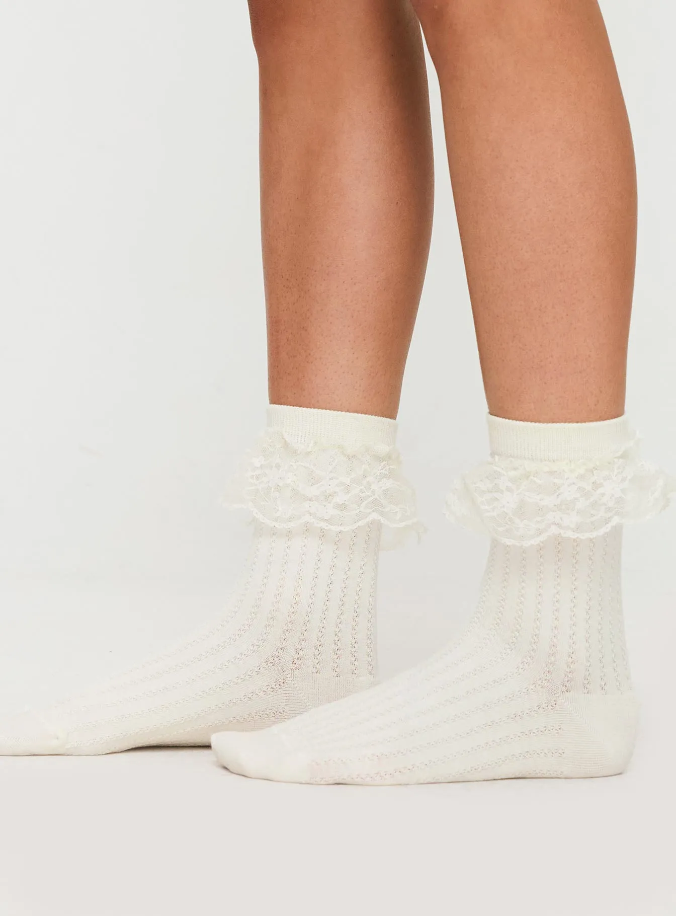 Josefina Frill Sock White