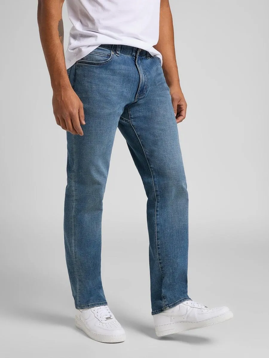 Lee Extreme Motion Straight Denim Stretch Jeans MVP Brady