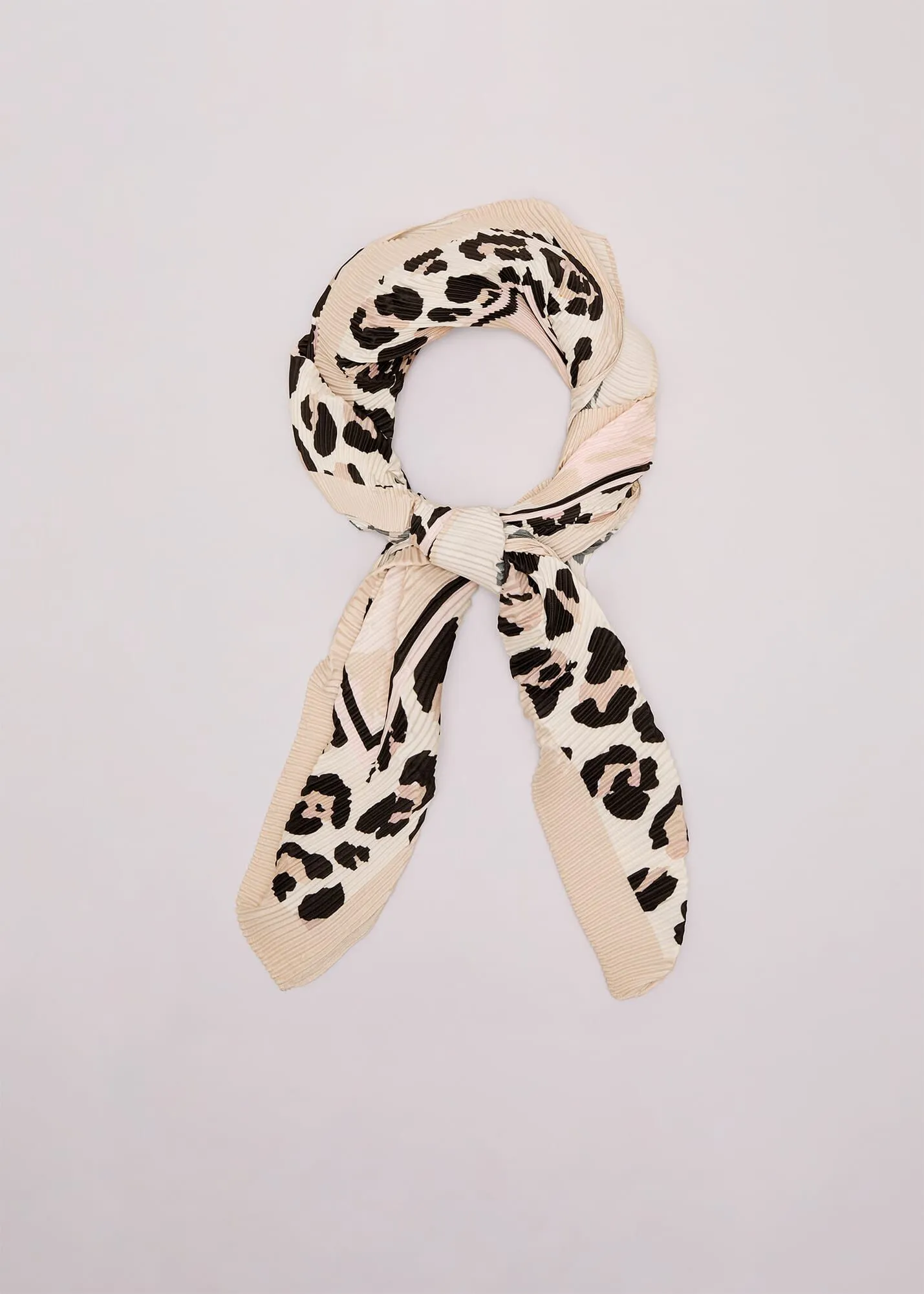 Leopard Pleated Scarf