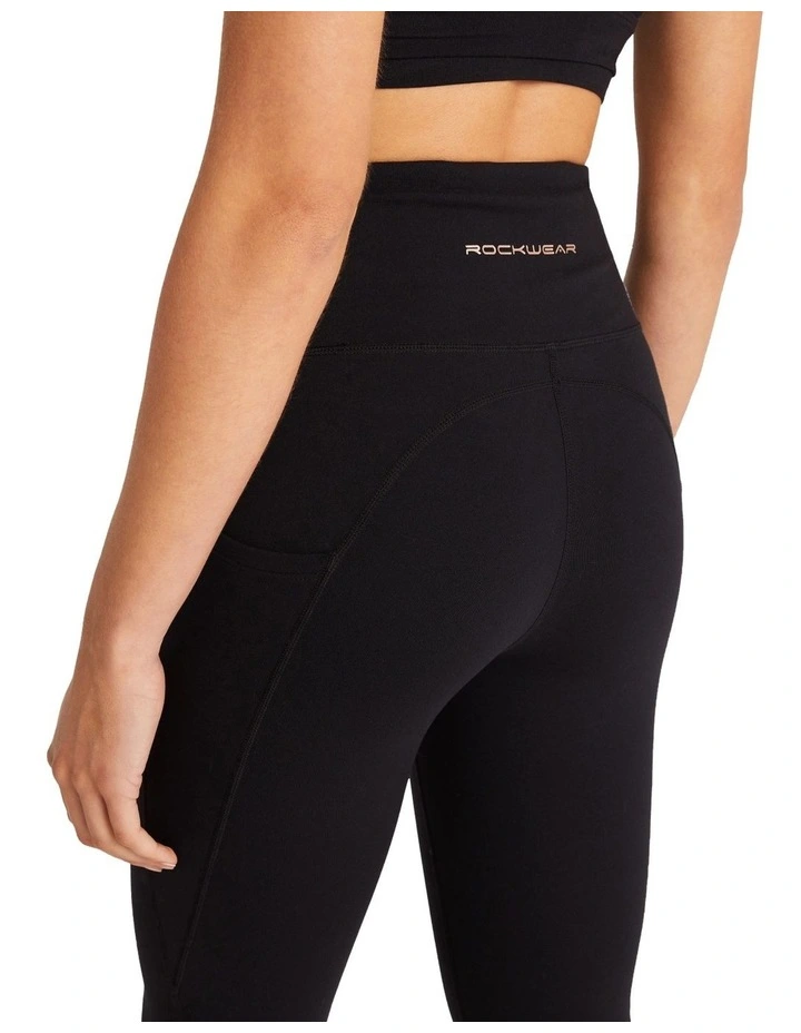 Luxesoft Pocket 3/4 Tights in Black