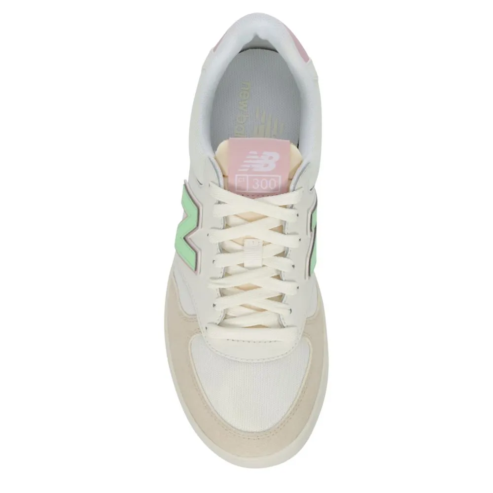 NEW BALANCE  WOMENS CT300 V3 COURT SNEAKER