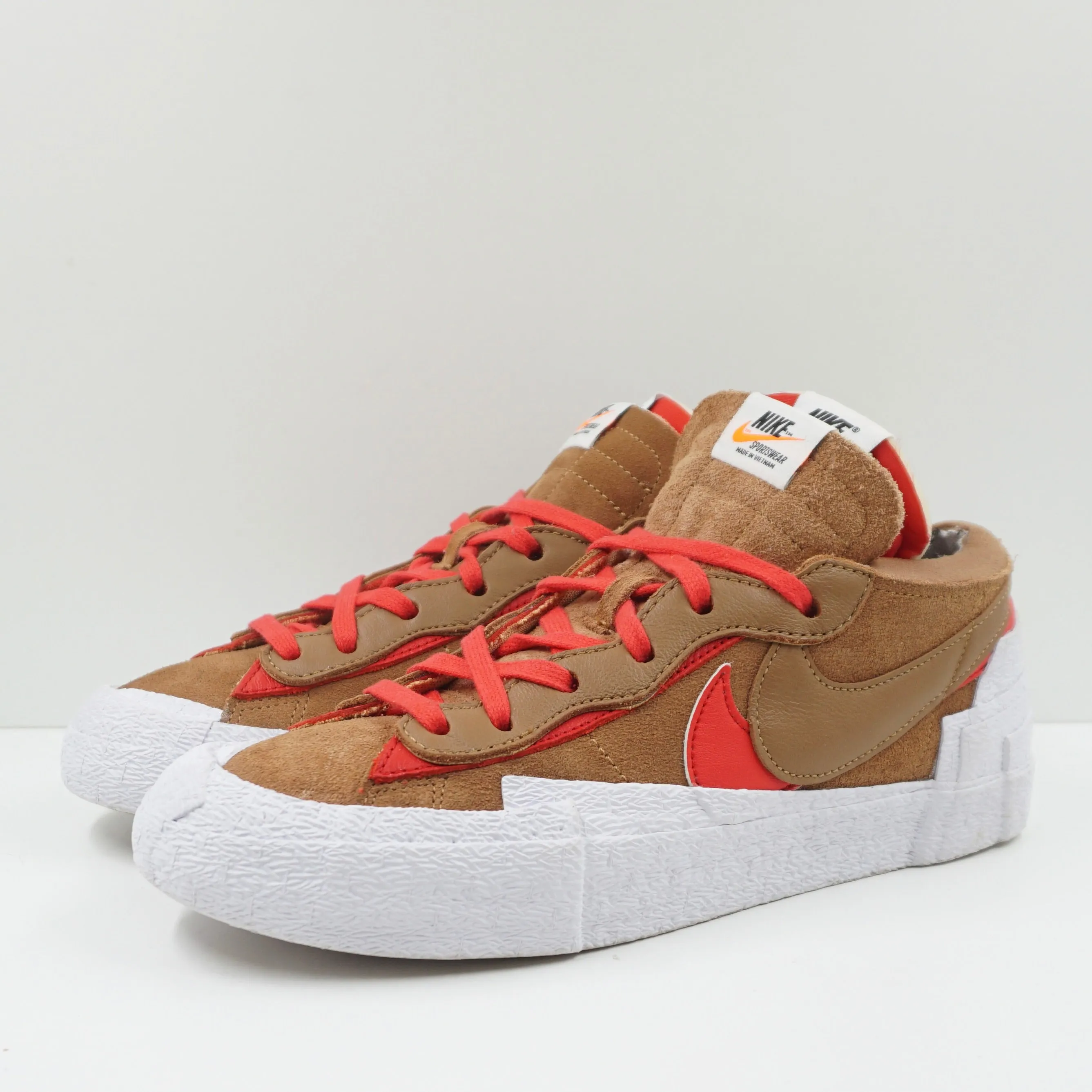 Nike Blazer Low Sacai British Tan