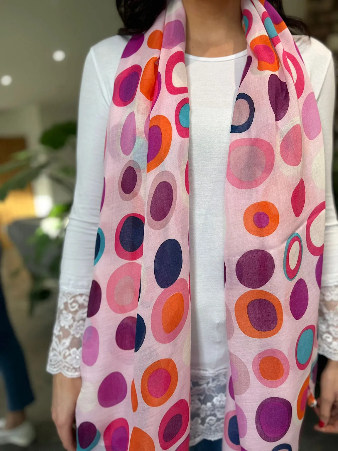 Pink Retro Dot Pattern Scarf