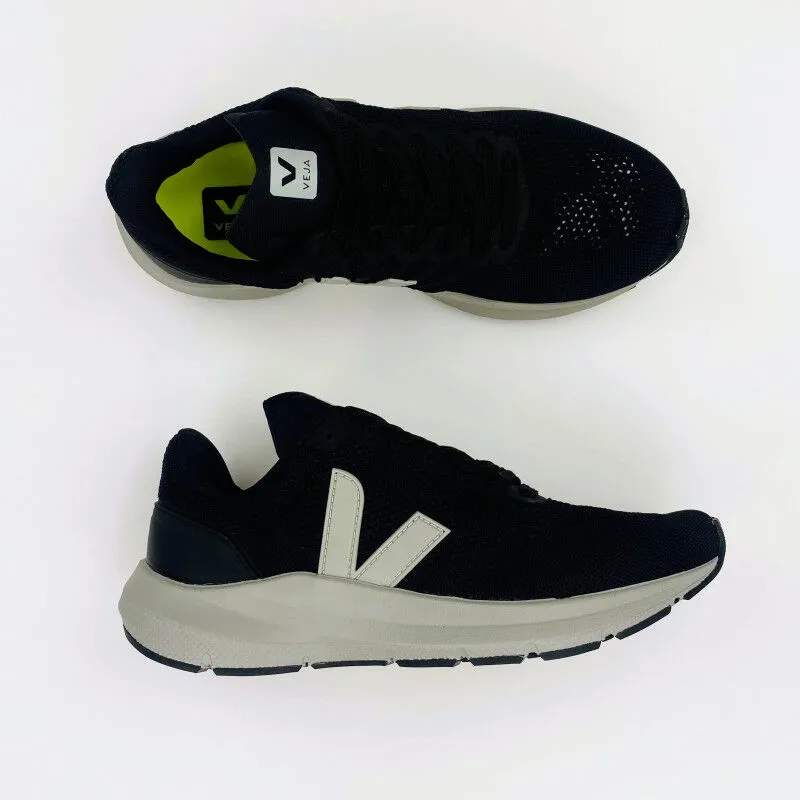 Veja Marlin - Second Hand Running shoes - Women's - Black - 40 | Hardloop