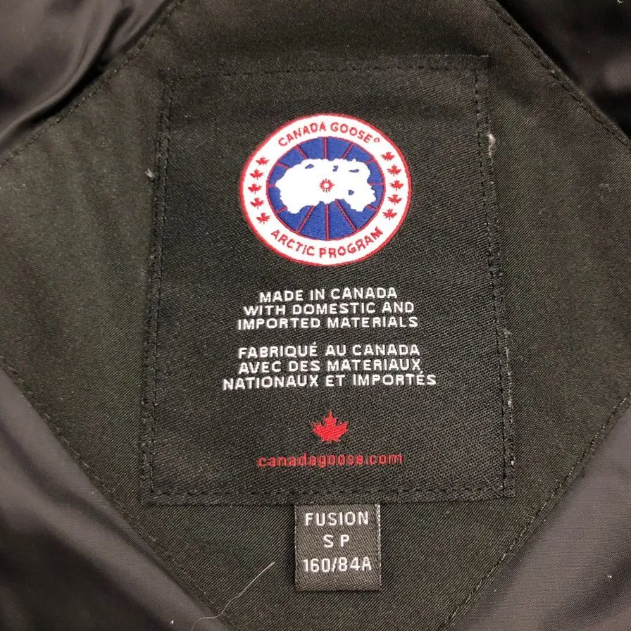 美品◆カナダグース ダウンジャケット 2530LA モンテベロパーカー サイズS レディース ブラック CANADA GOOSE MONTEBELLO PARKA 【AFB35】